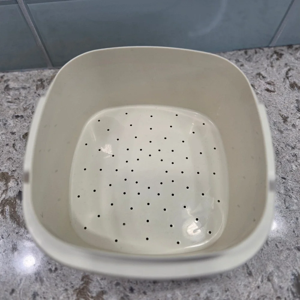 Tupperware 887-12 Almond Cream Square Colander Steamer Basket‎ Insert Vintage